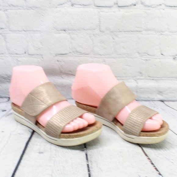 Adrienne Vittadini Calais Two Band Tan Leather Comfortable Slide Sandals 5.5 M - Picture 3 of 9